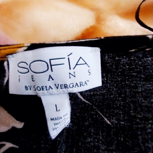 Sofia Vergara casual blouse for women sz Large - Picture 5 of 7